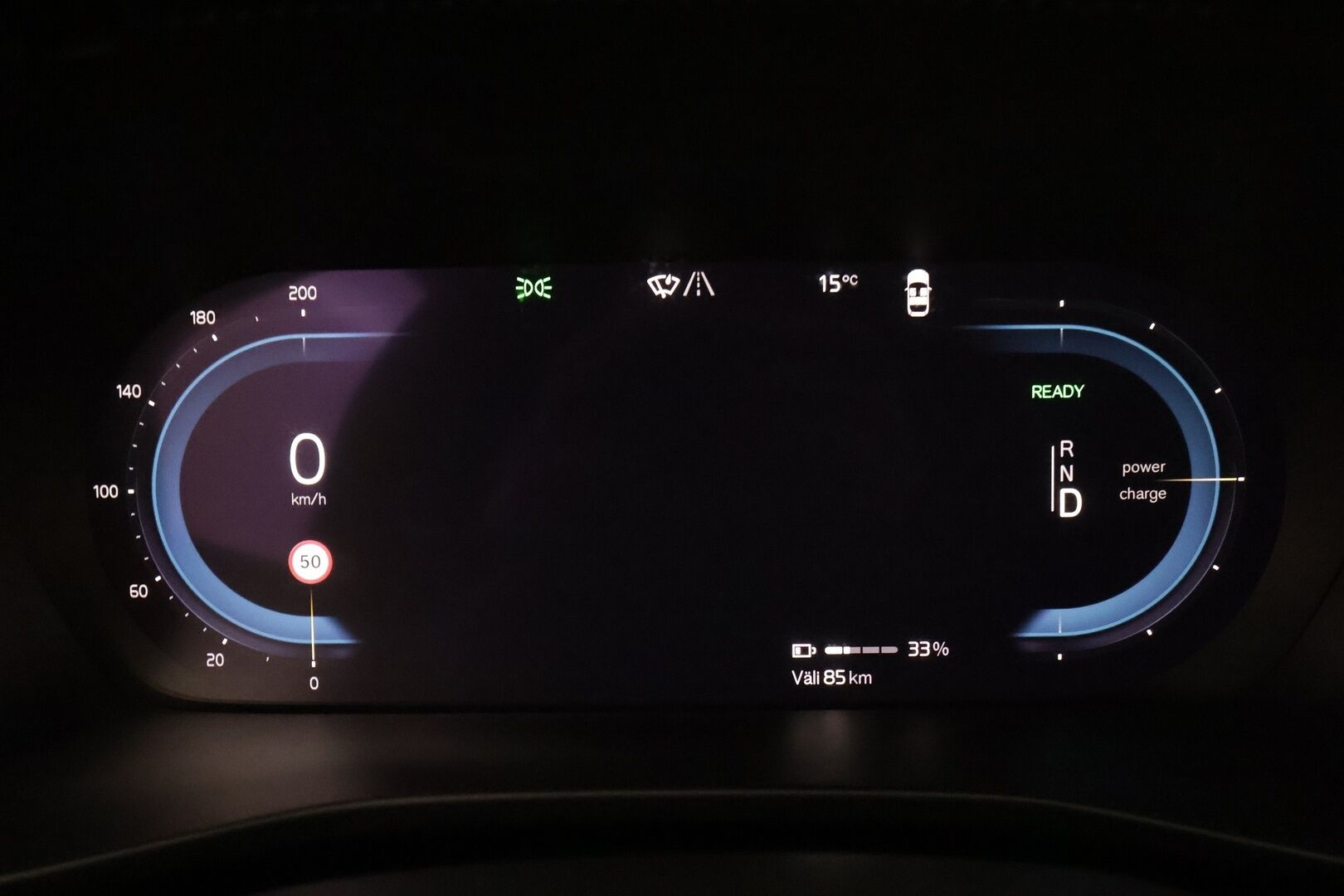 Volvo C40 2023 Recharge Plus aut * ILP / Koukku / ACC / Pixel-LED / P.Kamera / Sportpenkki Muistilla / Lasikatto / Navi / Kaistavahti * - Kahdet renkaat 