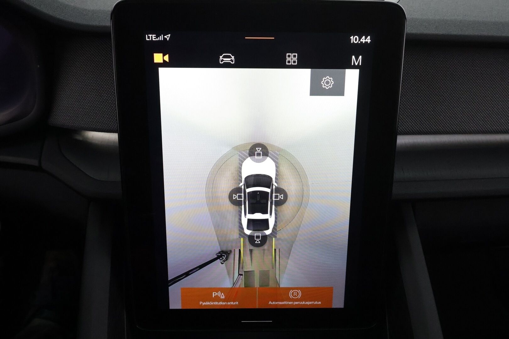 POLESTAR 2 2023 Long Range Dual Motor Performance, 350kW * H&K / Lasikatto / ILP / ACC / LED / 360 / Sportpenkki Muistilla * - Akku kuntotarkastettu / 2x Latauskaapelit / Merkkihuollot