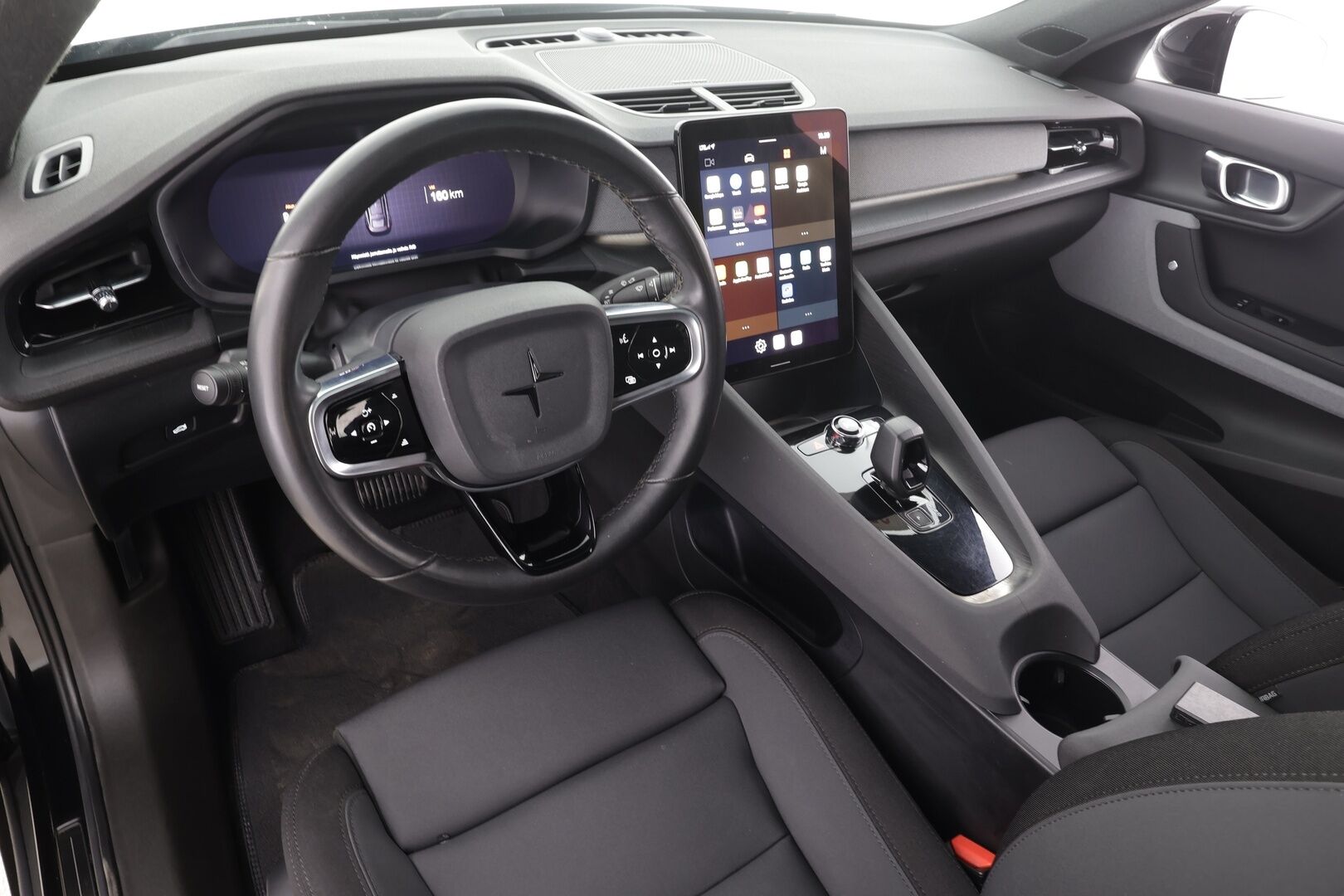 POLESTAR 2 2023 Long Range Dual Motor Performance, 350kW * H&K / Lasikatto / ILP / ACC / LED / 360 / Sportpenkki Muistilla * - Akku kuntotarkastettu / 2x Latauskaapelit / Merkkihuollot