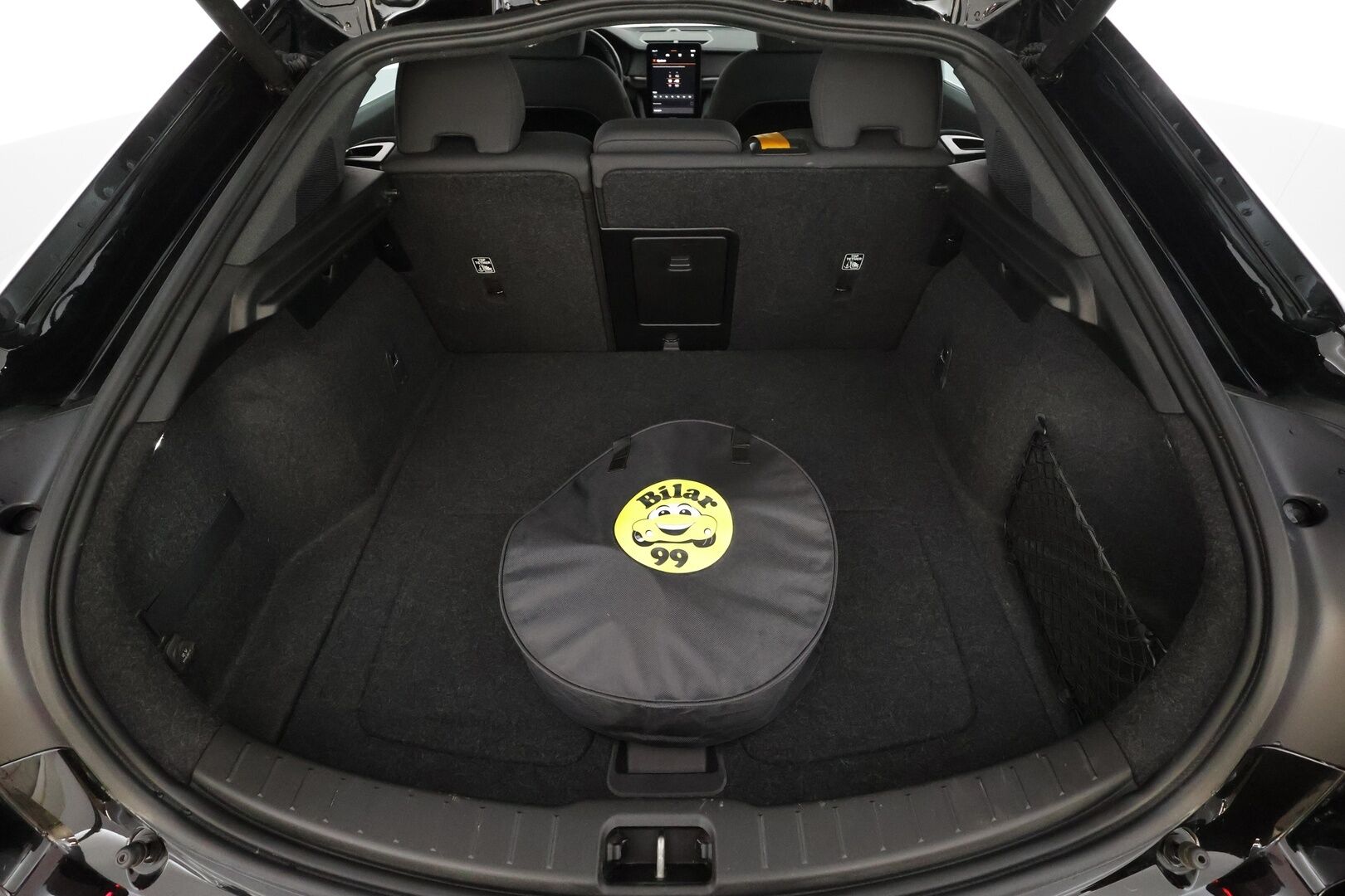 POLESTAR 2 2023 Long Range Dual Motor Performance, 350kW * H&K / Lasikatto / ILP / ACC / LED / 360 / Sportpenkki Muistilla * - Akku kuntotarkastettu / 2x Latauskaapelit / Merkkihuollot