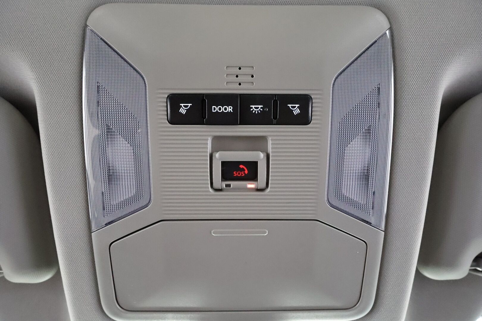 TOYOTA RAV4 2024 2.5 Hybrid AWD-i Active * ACC / LED / P.Kamera / Kaistavahti / Digimittaristo / Keyless * - Kahdet renkaat aluvanteilla 