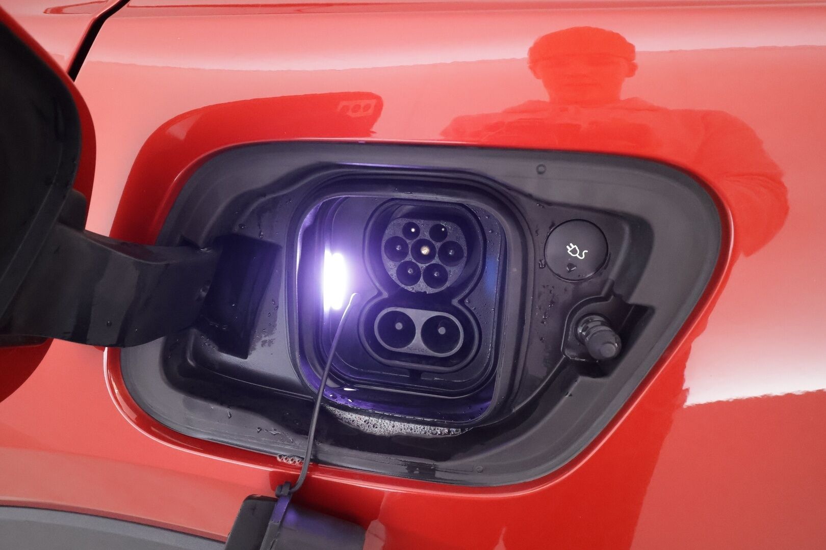 Volvo C40 2023 Recharge Single Plus aut * ILP / Koukku / ACC / Pixel-LED / P.kamera / Sportpenkki Muistilla / Navi / Kaistavahti * - Akku kuntotarkastettu / 2x Latauskaapelit 