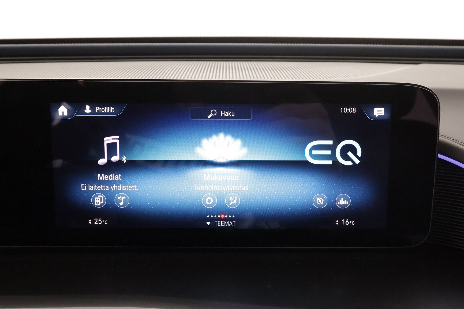 Mercedes-Benz EQC 2022 400 4Matic * Distronic + / LED / Koukku / Sähköpenkit muistilla / Keyless / Navi * - 1.Om / Kahdet renkaat