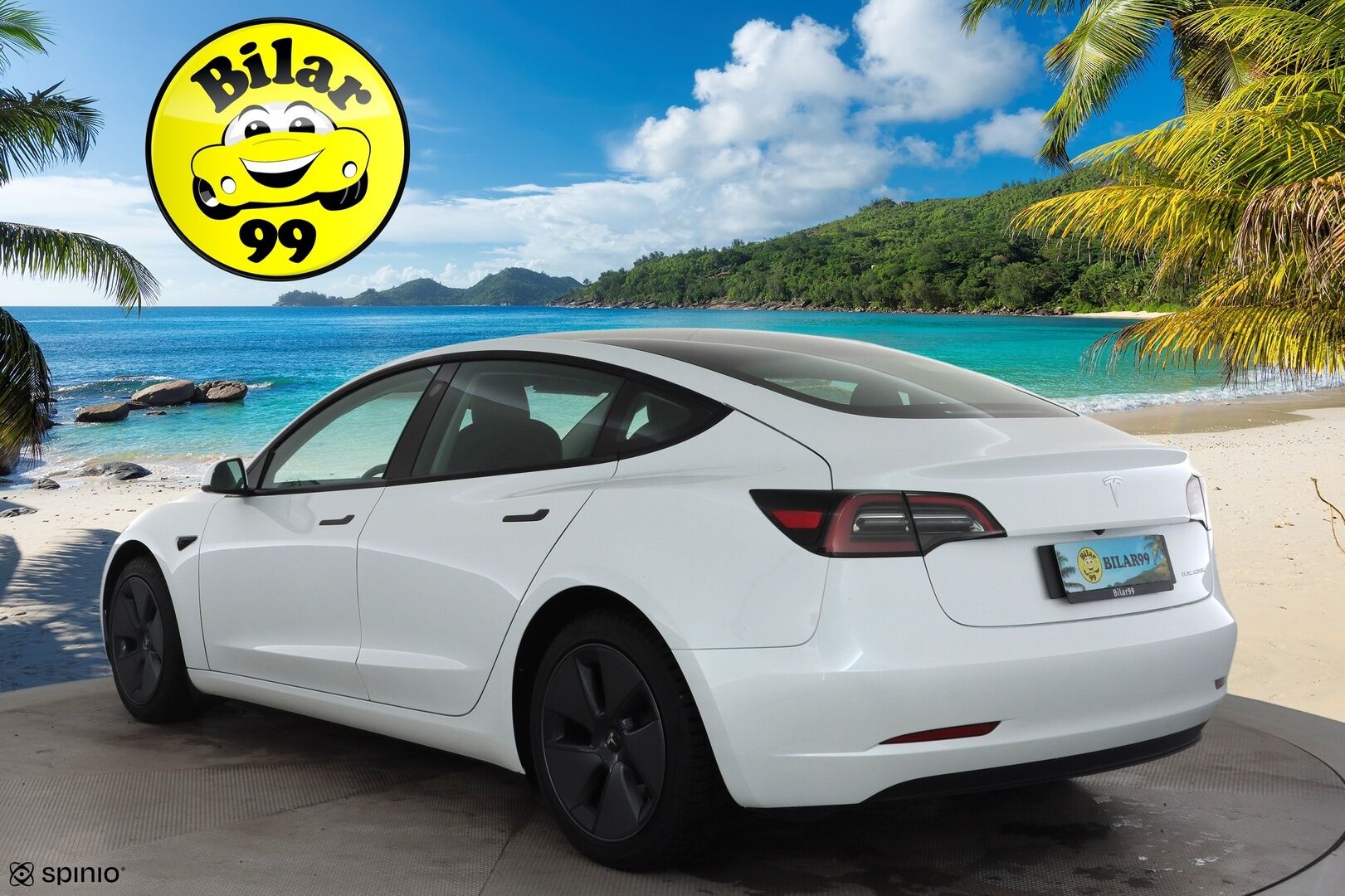 TESLA MODEL 3 2023 Long Range AWD * ILP / Lasikatto / ACC / Matrix-LED / P.kamera / Muistipenkki / Premium Audio * - 2x Latauskaapelit / Kahdet renkaat