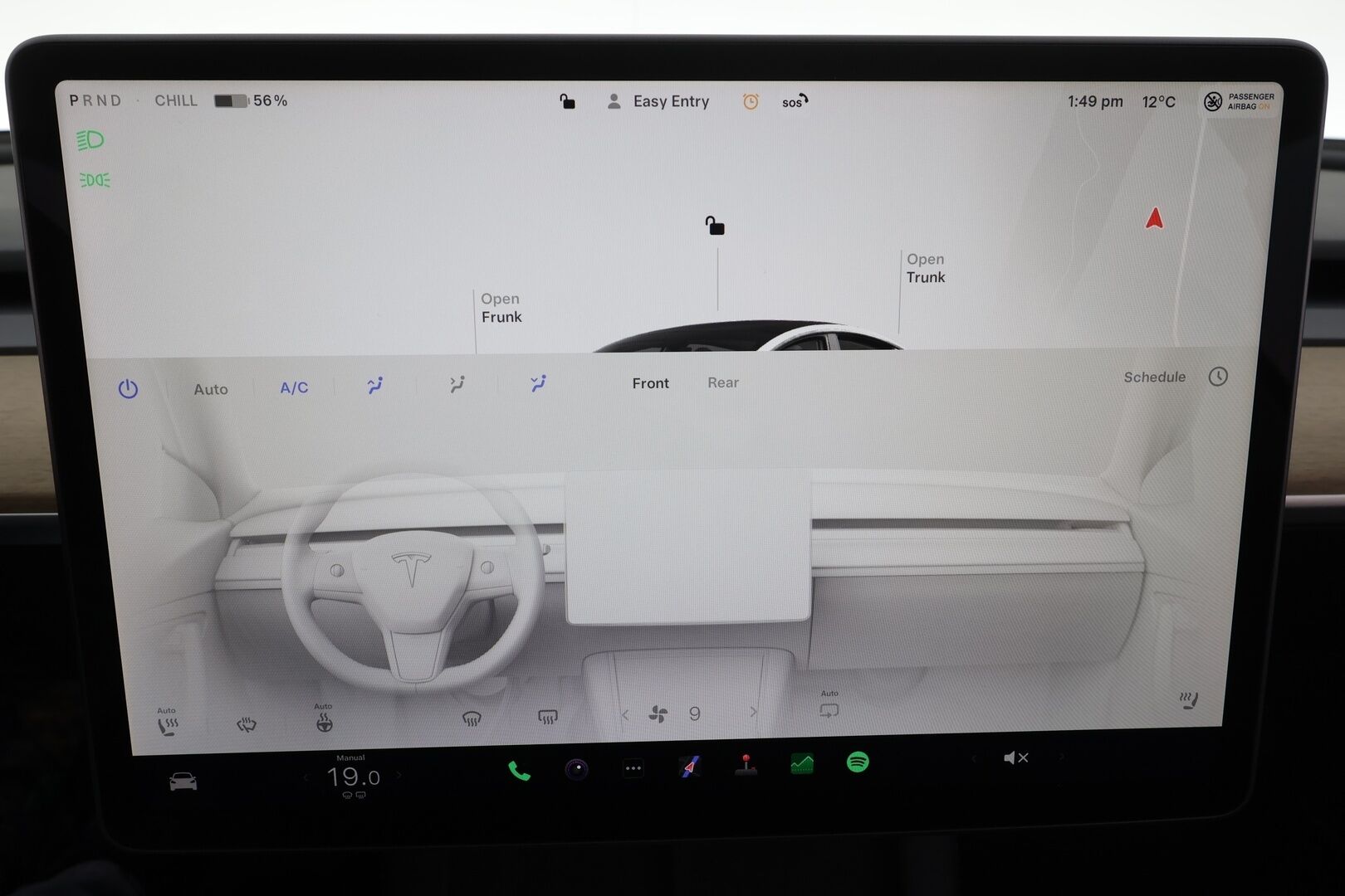 TESLA MODEL 3 2023 Long Range AWD * ILP / Lasikatto / ACC / Matrix-LED / P.kamera / Muistipenkki / Premium Audio * - 2x Latauskaapelit / Kahdet renkaat