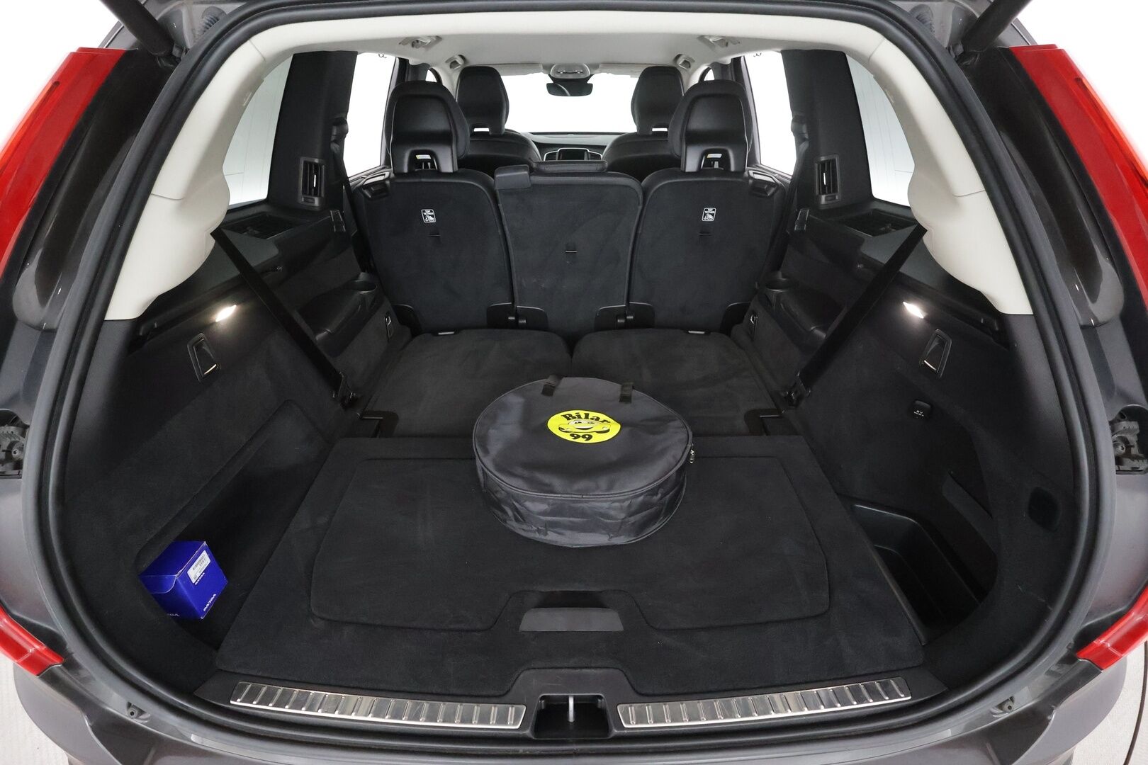 Volvo XC90 2023 T8 AWD Long Range High Performance Plus Dark 7-P * ACC / H&K / 360° / Muistipenkit / Full LED / Facelift * - Merkkihuollettu / Akku kuntotarkastettu SoH 95,9%