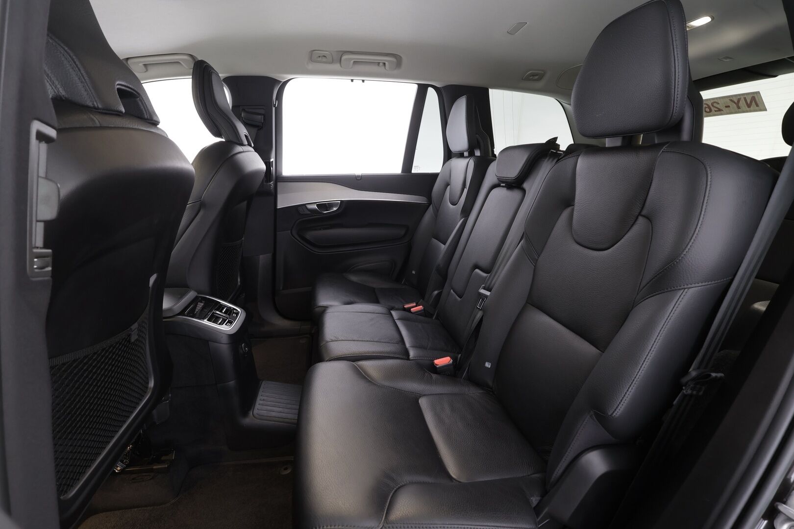 Volvo XC90 2023 T8 AWD Long Range High Performance Plus Dark 7-P * ACC / H&K / 360° / Muistipenkit / Full LED / Facelift * - Merkkihuollettu / Akku kuntotarkastettu SoH 95,9% - HULLUT AVAJAISHULINAT KORKOTARJOUS 3,29 %