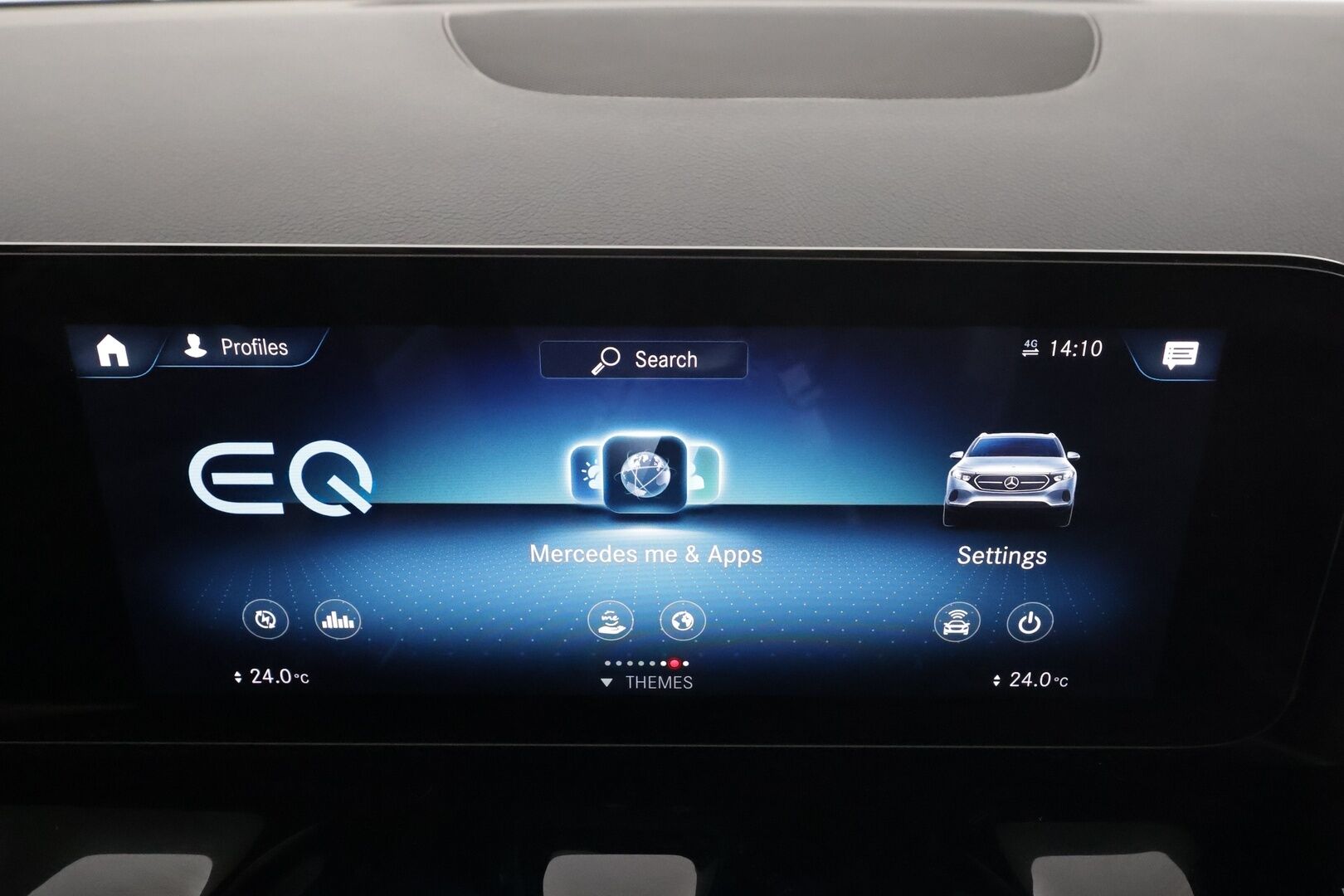 MERCEDES-BENZ EQA 2022 300 4matic Progressive * Distronic+ / P.kamera / LED / Navi / Widescreen / Midline / Puolinahat / KeylessGo * - SOH 97,9% - HULLUT AVAJAISHULINAT KORKOTARJOUS 3,29 %