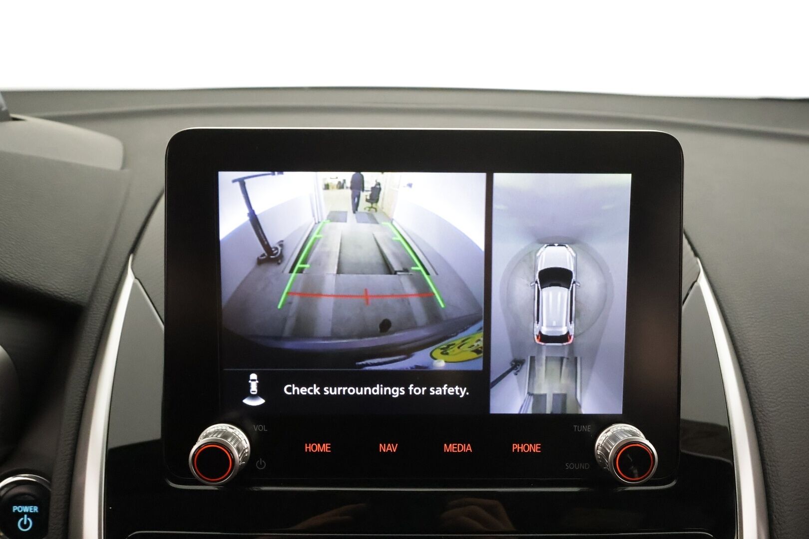 MITSUBISHI ECLIPSE CROSS 2021 2.4 PHEV Intense 4WD * ACC / 360° / Koukku / Sähköpenkki / HUD / LED / Navi / KeylessGo * - Kahdet renkaat aluvanteilla / Merkkihuollettu