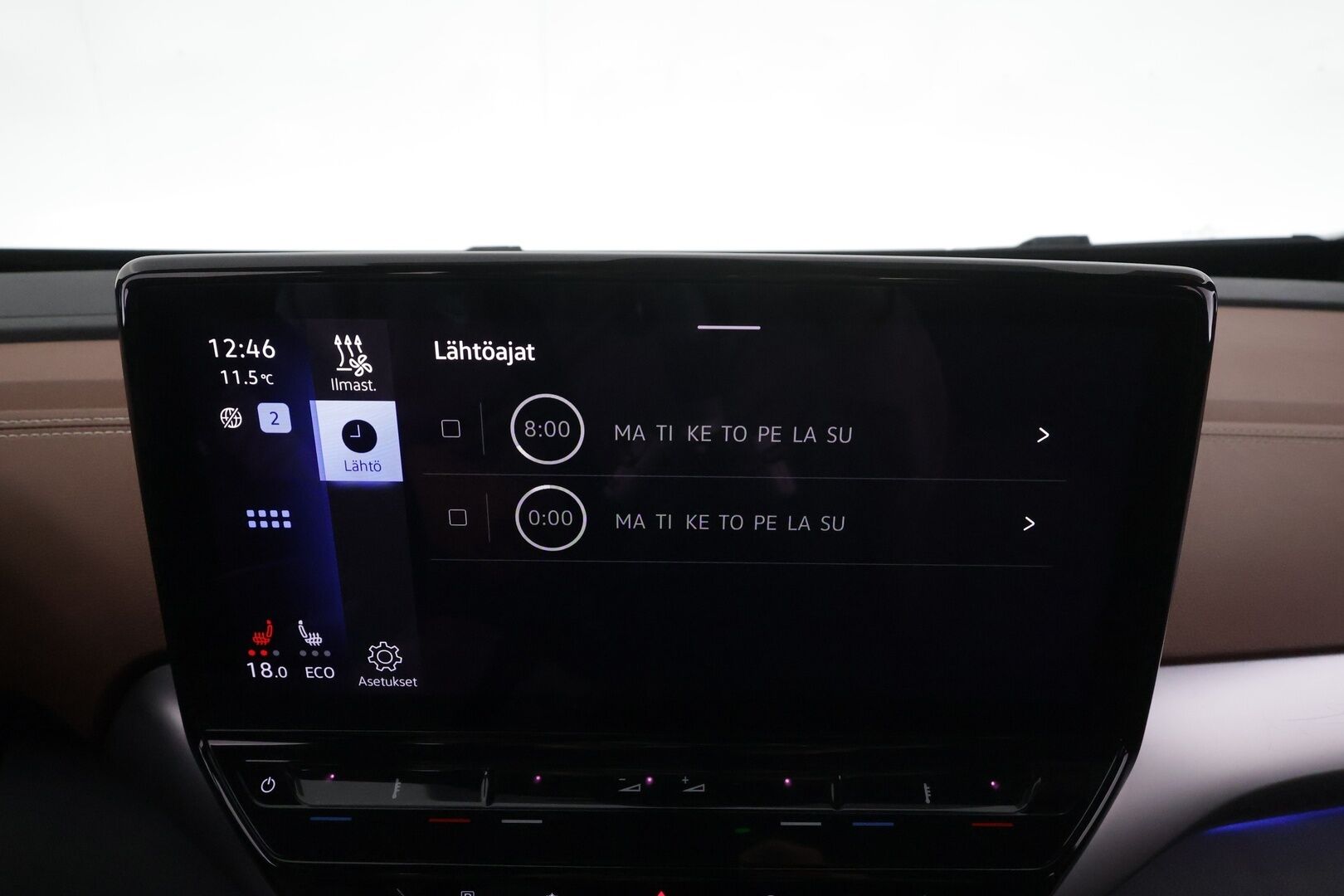 VOLKSWAGEN ID.4 2022 Pro Performance 150 kW * HUD / Koukku / ILP / ACC / LED / P.Kamera / Navi / Kaistavahti * - Kahdet renkaat 