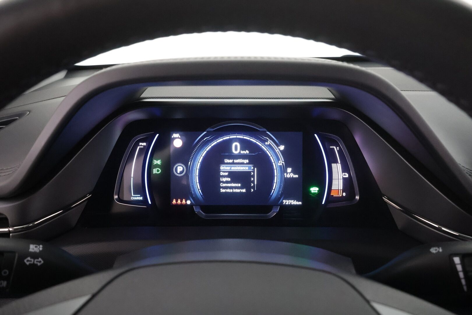 HYUNDAI IONIQ ELECTRIC 2021 MY21 38 kWh 136 hv Style * ILP / Koukku / ACC / LED / P.Kamera / Navi / Kaistavahti / Keyless * - 2x Latauskaapelit / Merkkihuollot