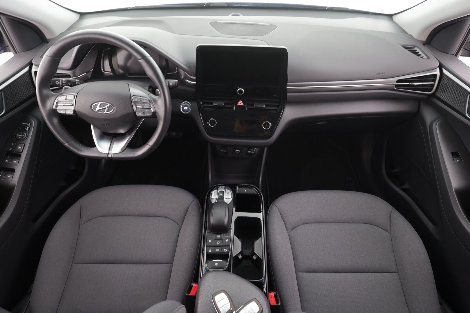 HYUNDAI IONIQ ELECTRIC 2021 MY21 38 kWh 136 hv Style * ILP / Koukku / ACC / LED / P.Kamera / Navi / Kaistavahti / Keyless * - 2x Latauskaapelit / Merkkihuollot