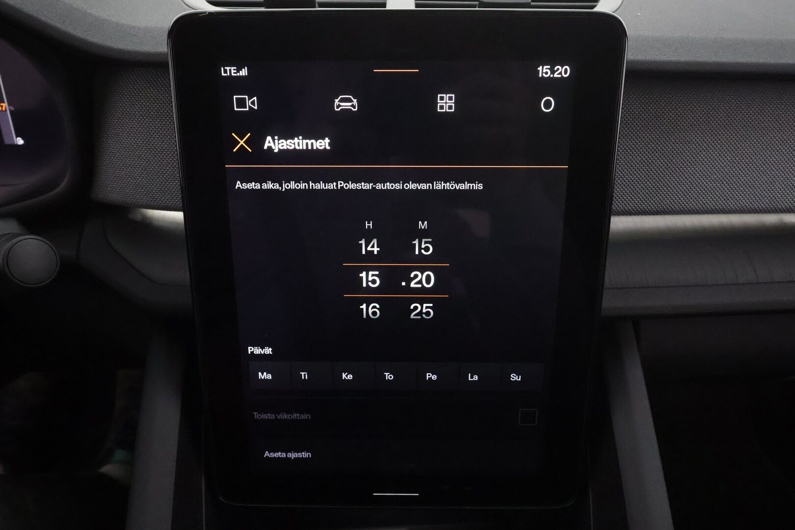 POLESTAR 2 2023 Long Range Dual Motor * Koukku / ILP / H&K / 360° / LED / ACC / Lasikatto / Sportpenkki Muistilla / Navi * - 2x Latauskaapelit / Kahdet renkaat 