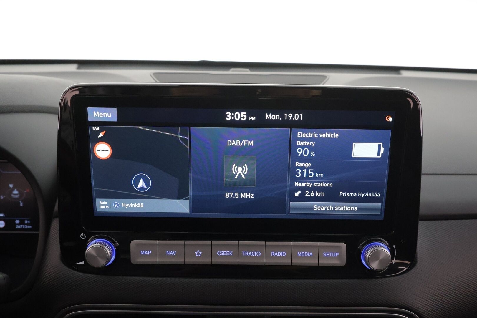 HYUNDAI KONA 2020 EV 64kWh 150 Premium * ACC / HUD / P.kamera / LED / ILP / Krell / Sähköpenkit / Ilmastoidut nahat / Navi * - Merkkihuollettu / Huippuvarusteet