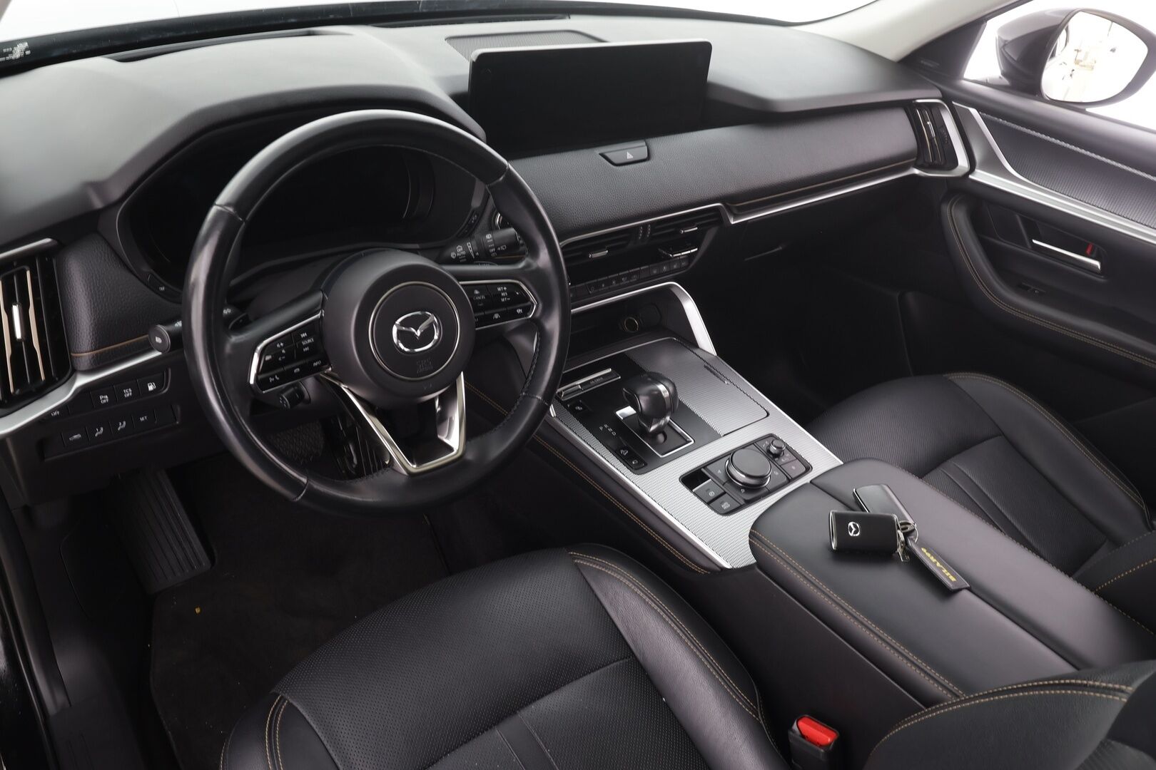 MAZDA CX-60 2023 2.5 PHEV 8AT AWD PR Homura * Bose / ACC / LED / P.Kamera / Ilmastoitu Muistipenkki / 360 / Kaistavahti * - Panorama / Kahdet renkaat aluvanteilla