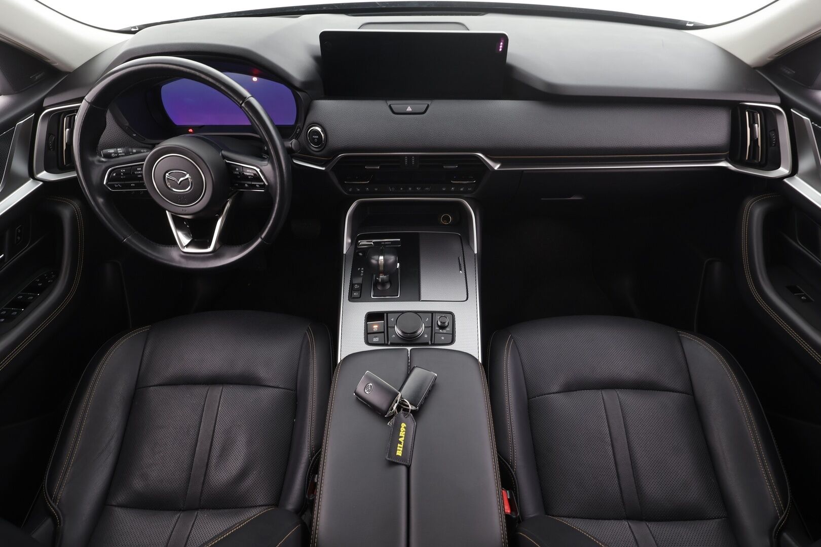 MAZDA CX-60 2023 2.5 PHEV 8AT AWD PR Homura * Bose / ACC / LED / P.Kamera / Ilmastoitu Muistipenkki / 360 / Kaistavahti * - Panorama / Kahdet renkaat aluvanteilla