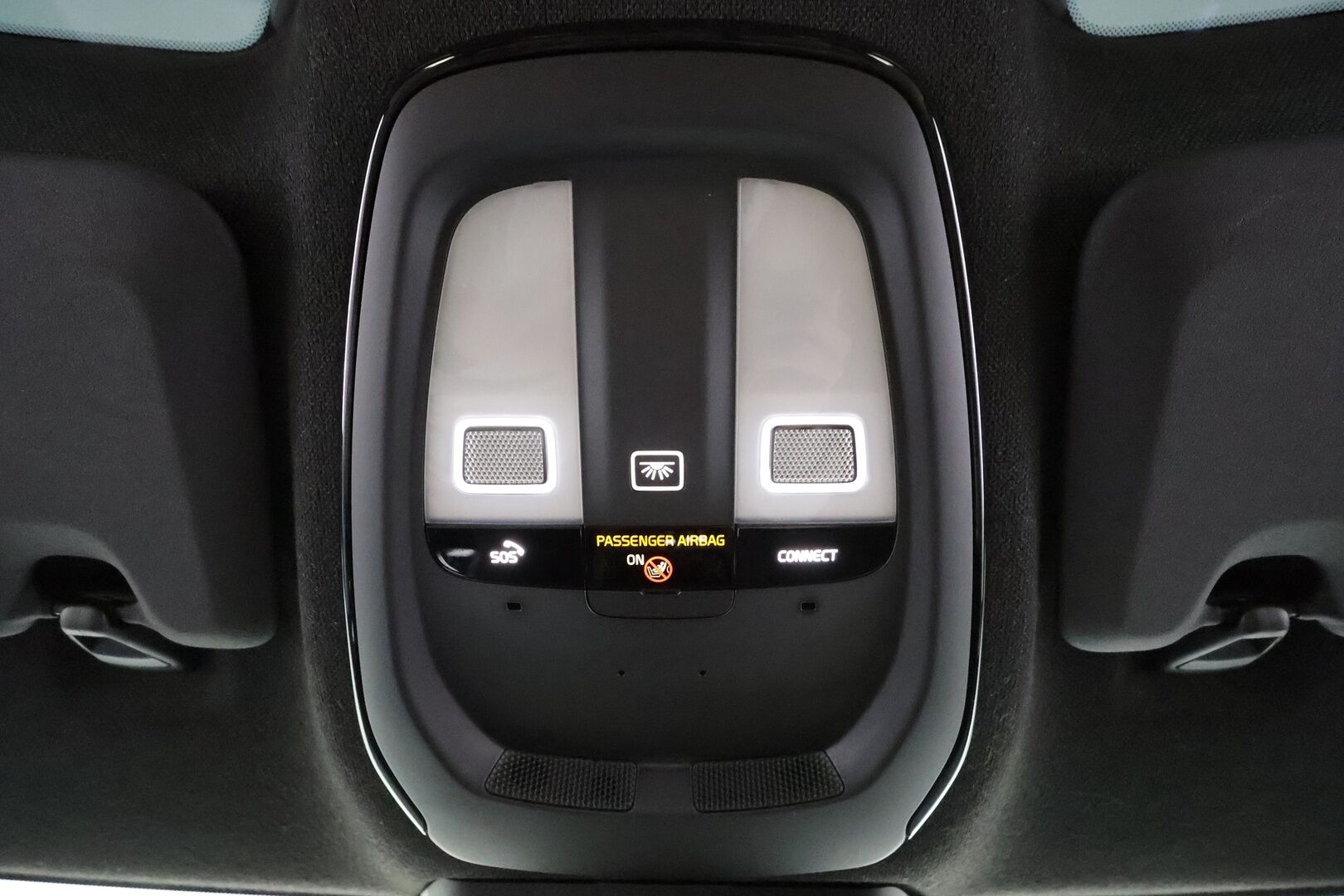 POLESTAR 2 2022 Long Range Dual Motor * Pilot&Plus / ILP / H&K / 360° / Pixel-LED / ACC / Lasikatto / Sportpenkki Muistilla / Koukku * - 2x Latauskaapelit / Kahdet renkaat 