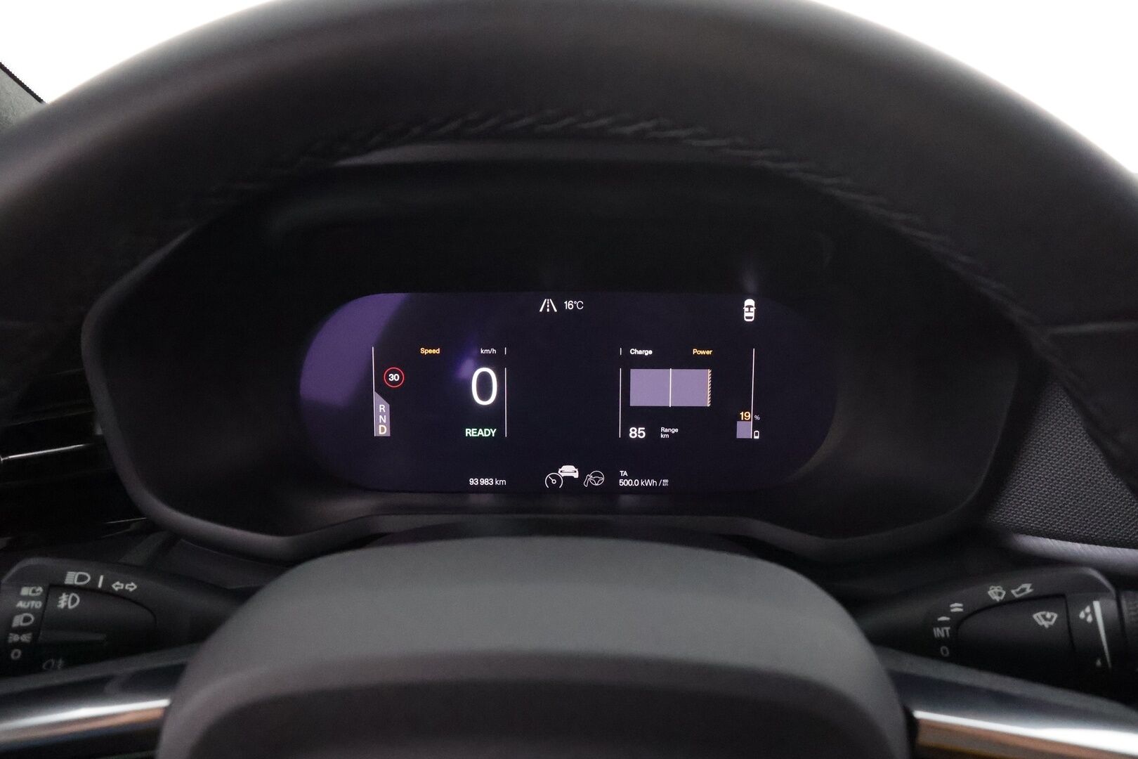 POLESTAR 2 2024 Long Range Dual Motor Performance, 350kW * Lasikatto / ILP / ACC / Pixel-LED / 360 / Sportpenkki Muistilla * - H&K / Pilot&Plus / Kahdet renkaat aluvanteilla / Merkkihuollot 