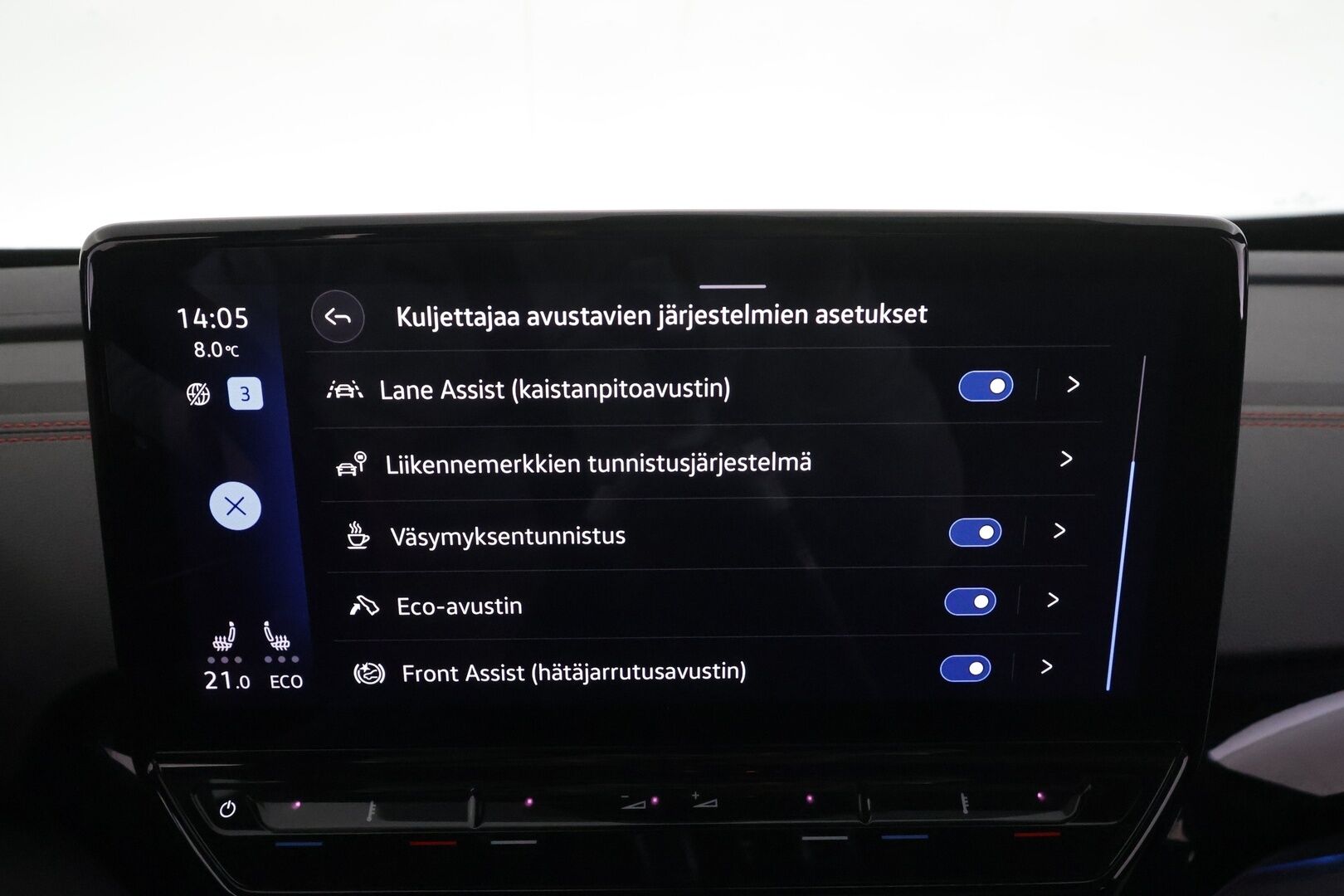 VOLKSWAGEN ID.5 2023 GTX 4MOTION Business * Koukku / ILP / Lasikatto / ACC / Matrix-LED / P.Kamera / Hierovat Sportpenkit Muistilla * - 2x Latauskaapelit / Kahdet renkaat 