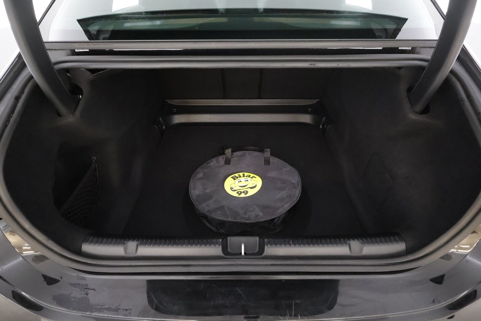 MERCEDES-BENZ EQE 2024 300 * ALV / Nahkasisusta / Distronic Pro / Lämpöpumppu / Muistipenkit / LED / KeylessGo / Sähköluukku / Comand Navi / LED - Kahdet renkaat aluvanteilla / Merkkihuollettu / Juuri tullut Tampereelle! - HULLUT AVAJAISHULINAT KORKOTARJOUS 3,29 %