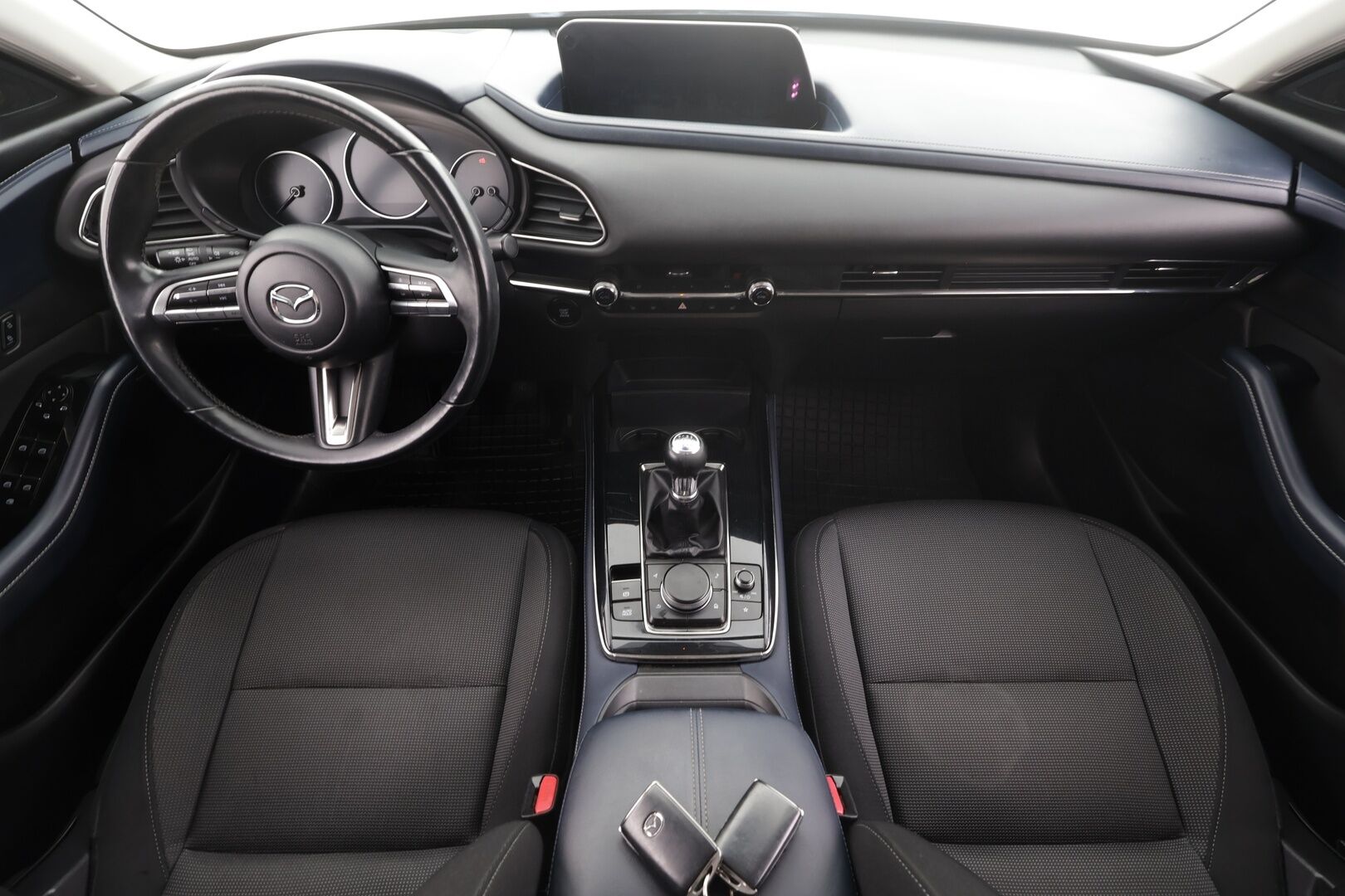 MAZDA CX-30 2019 2,0 M Hybrid Skyactiv-X Vision MT * Adapt.Vakkari / 360-Kamera / HUD / Navi / Kaistavahti / KeylessGo / Sähköluukku! - Kahdet renkaat aluvanteilla - HULLUT AVAJAISHULINAT KORKOTARJOUS 3,29 %