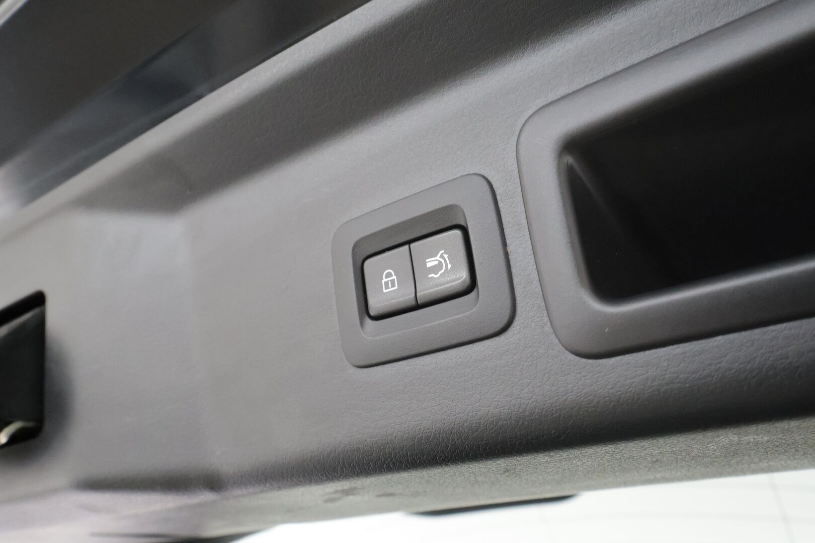 MAZDA CX-30 2019 2,0 M Hybrid Skyactiv-X Vision MT * Adapt.Vakkari / 360-Kamera / HUD / Navi / Kaistavahti / KeylessGo / Sähköluukku! - Kahdet renkaat aluvanteilla - HULLUT AVAJAISHULINAT KORKOTARJOUS 3,29 %