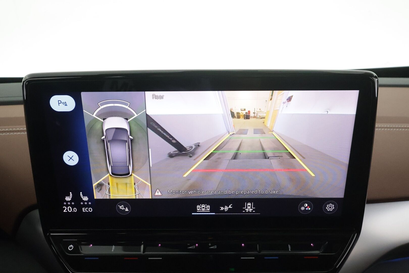 VOLKSWAGEN ID.4 2022 Pro Performance 150kW * HUD / ILP / ACC / 360° / Koukku / Hierovat Sporttipenkit / Lasikatto / Keyless * - Styling Package Plus / Merkkihuollettu / Kahdet renkaat