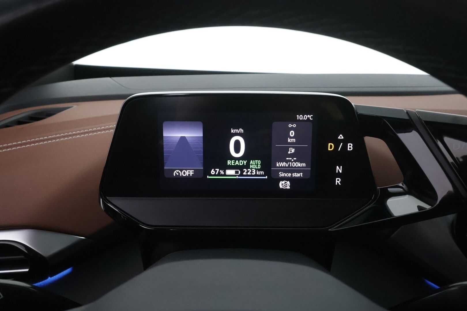 VOLKSWAGEN ID.4 2022 Pro Performance 150kW * HUD / ILP / ACC / 360° / Koukku / Hierovat Sporttipenkit / Lasikatto / Keyless * - Merkkihuollettu / Kahdet renkaat