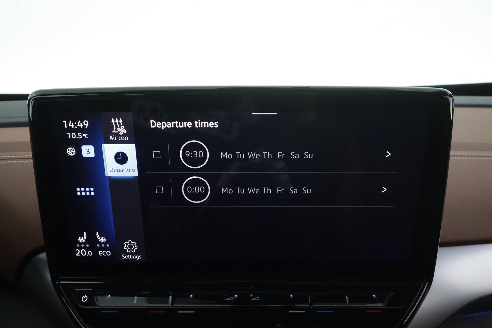 VOLKSWAGEN ID.4 2022 Pro Performance 150kW * HUD / ILP / ACC / 360° / Koukku / Hierovat Sporttipenkit / Lasikatto / Keyless * - Merkkihuollettu / Kahdet renkaat