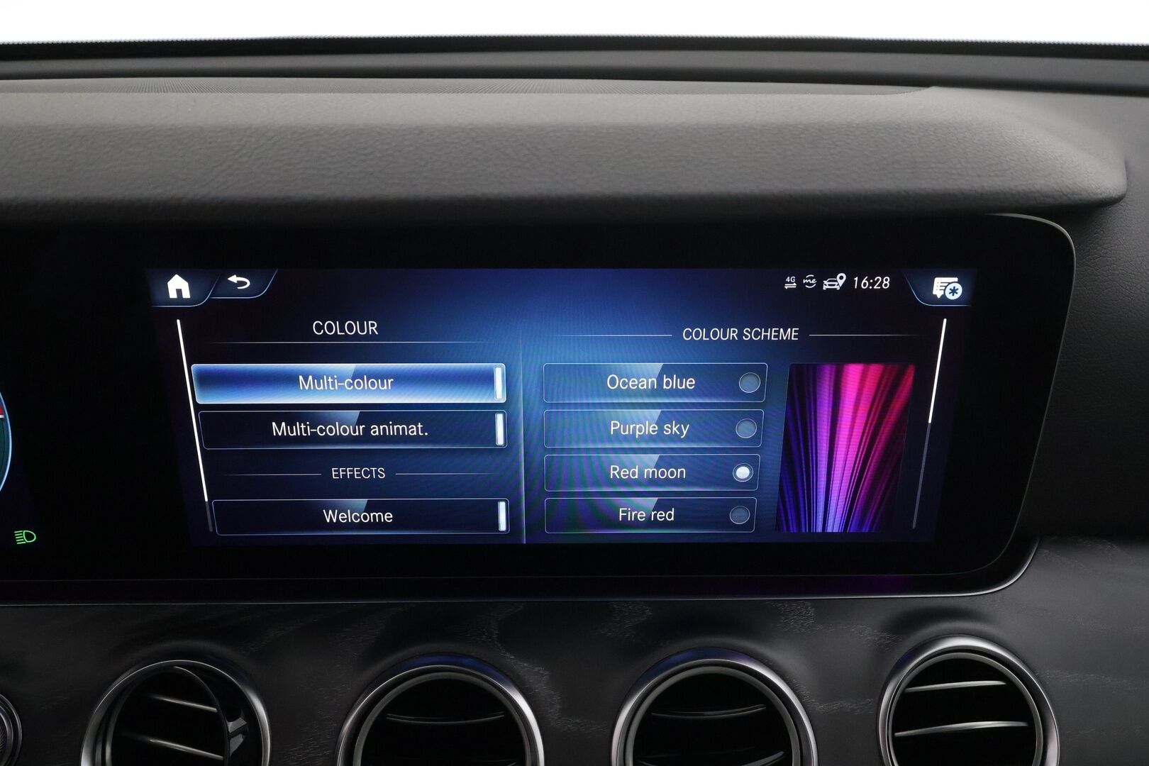 MERCEDES-BENZ E 2023 300 de 4Matic T 9G-Tronic Avantgarde * Distronic+ / 360° / Burmester / Muistipenkit / Koukku / KeylessGo / Vaaleat nahat * - Akku kuntotarkastettu / Kahdet renkaat aluvanteilla / Merkkihuollettu