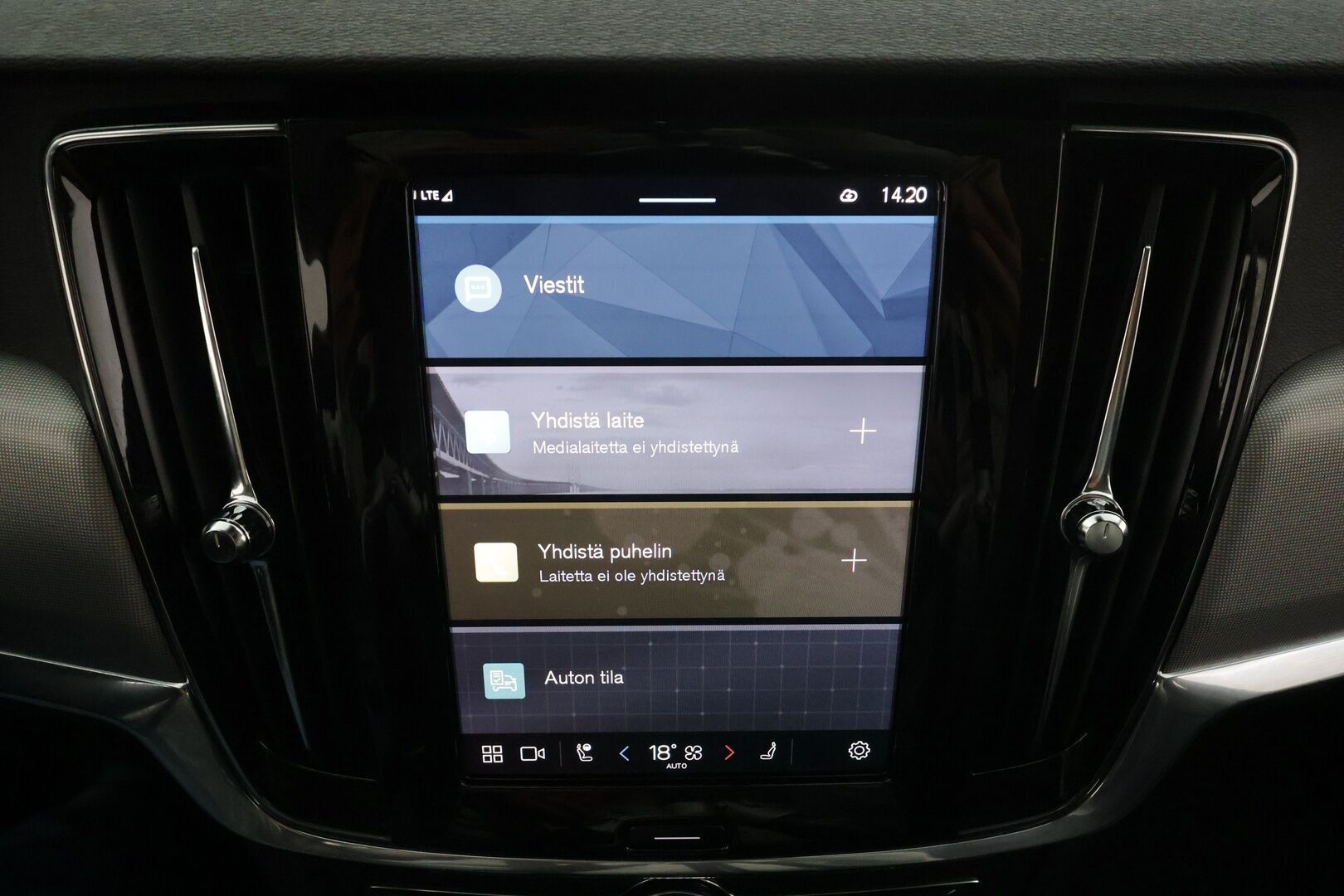 Volvo V90 2022 T6 Recharge TwE AWD Inscription Expression aut * Muistipenkit / Webasto / Adapt.Vakkari / Vetokoukku / 360-Kamera / - Akku kuntotarkastettu SoH 95% / Kahdet renkaat aluvanteilla / Merkkihuollettu / Facelift!