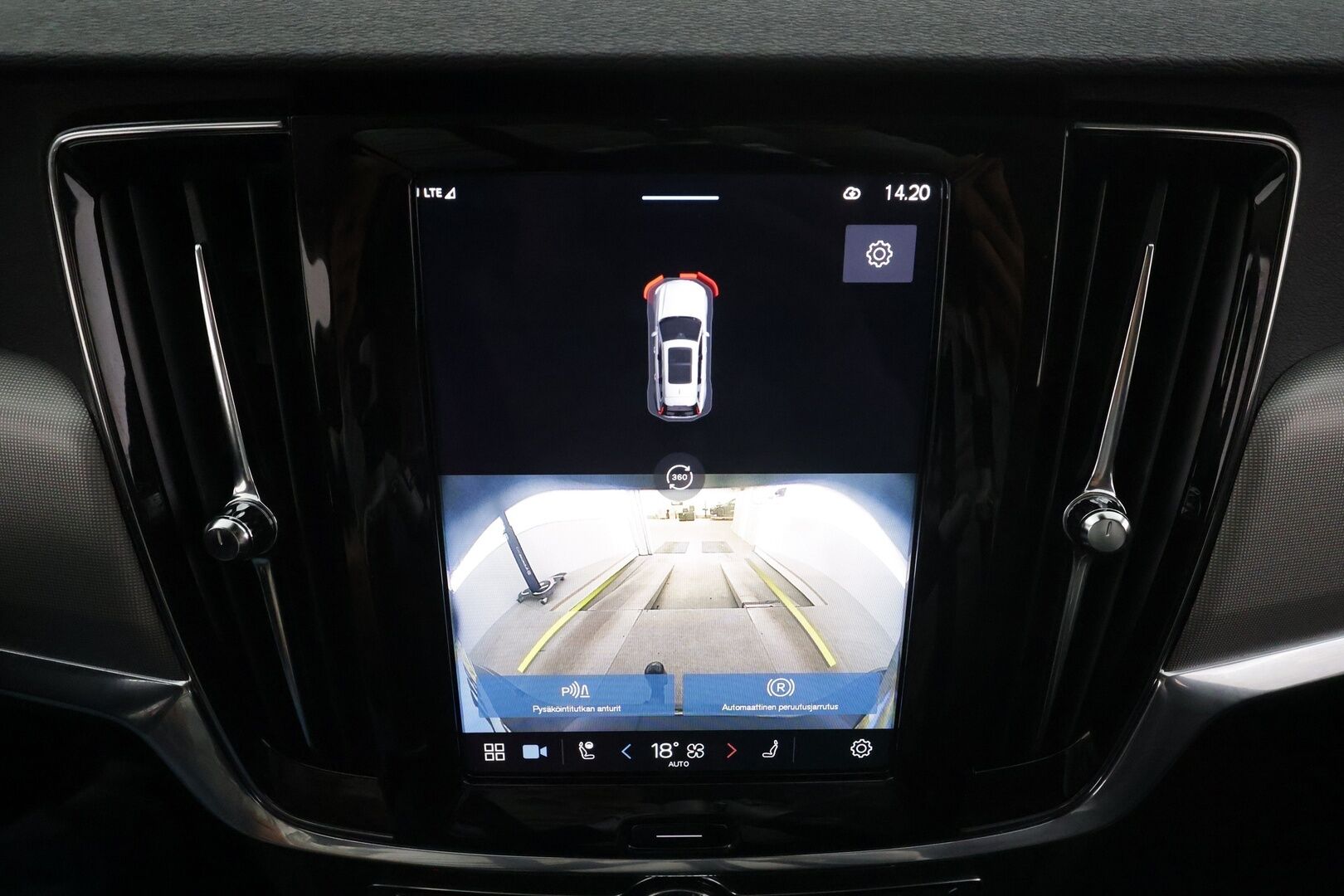 Volvo V90 2022 T6 Recharge TwE AWD Inscription Expression aut * Muistipenkit / Webasto / Adapt.Vakkari / Vetokoukku / 360-Kamera / - Akku kuntotarkastettu SoH 95% / Kahdet renkaat aluvanteilla / Merkkihuollettu / Facelift!