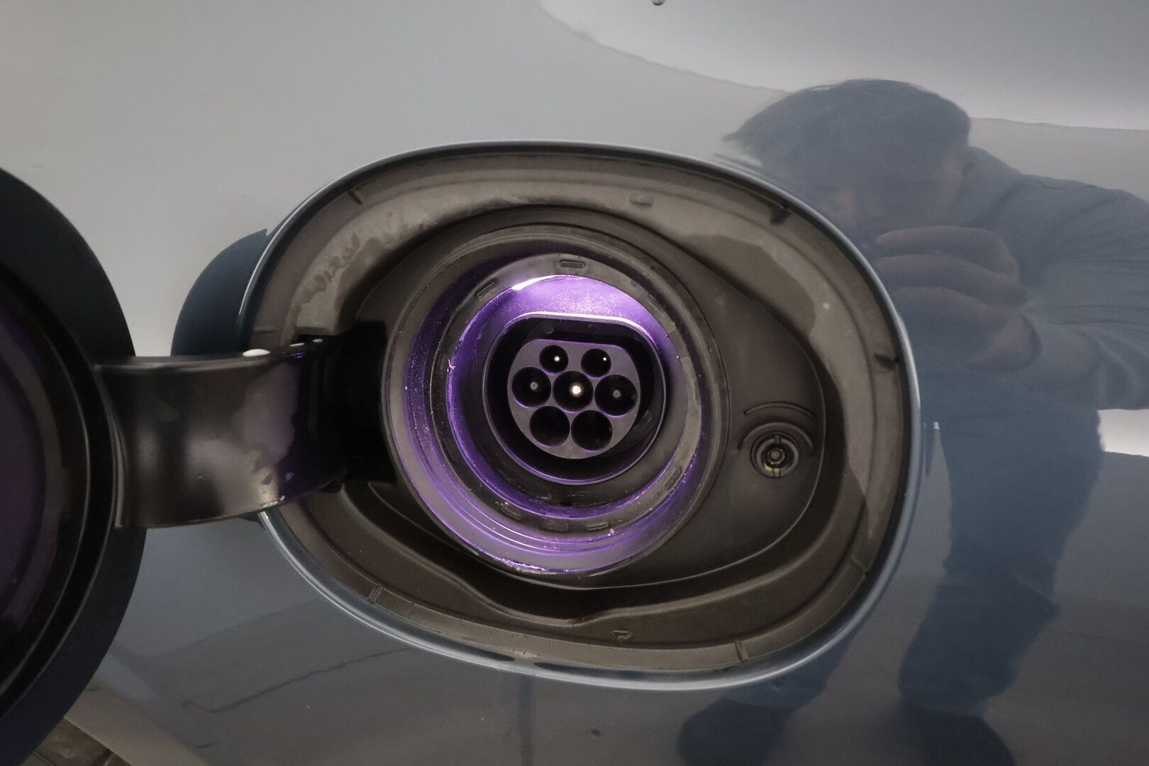 Volvo V90 2022 T6 Recharge TwE AWD Inscription Expression aut * Muistipenkit / Webasto / Adapt.Vakkari / Vetokoukku / 360-Kamera / - Akku kuntotarkastettu SoH 95% / Kahdet renkaat aluvanteilla / Merkkihuollettu / Facelift!