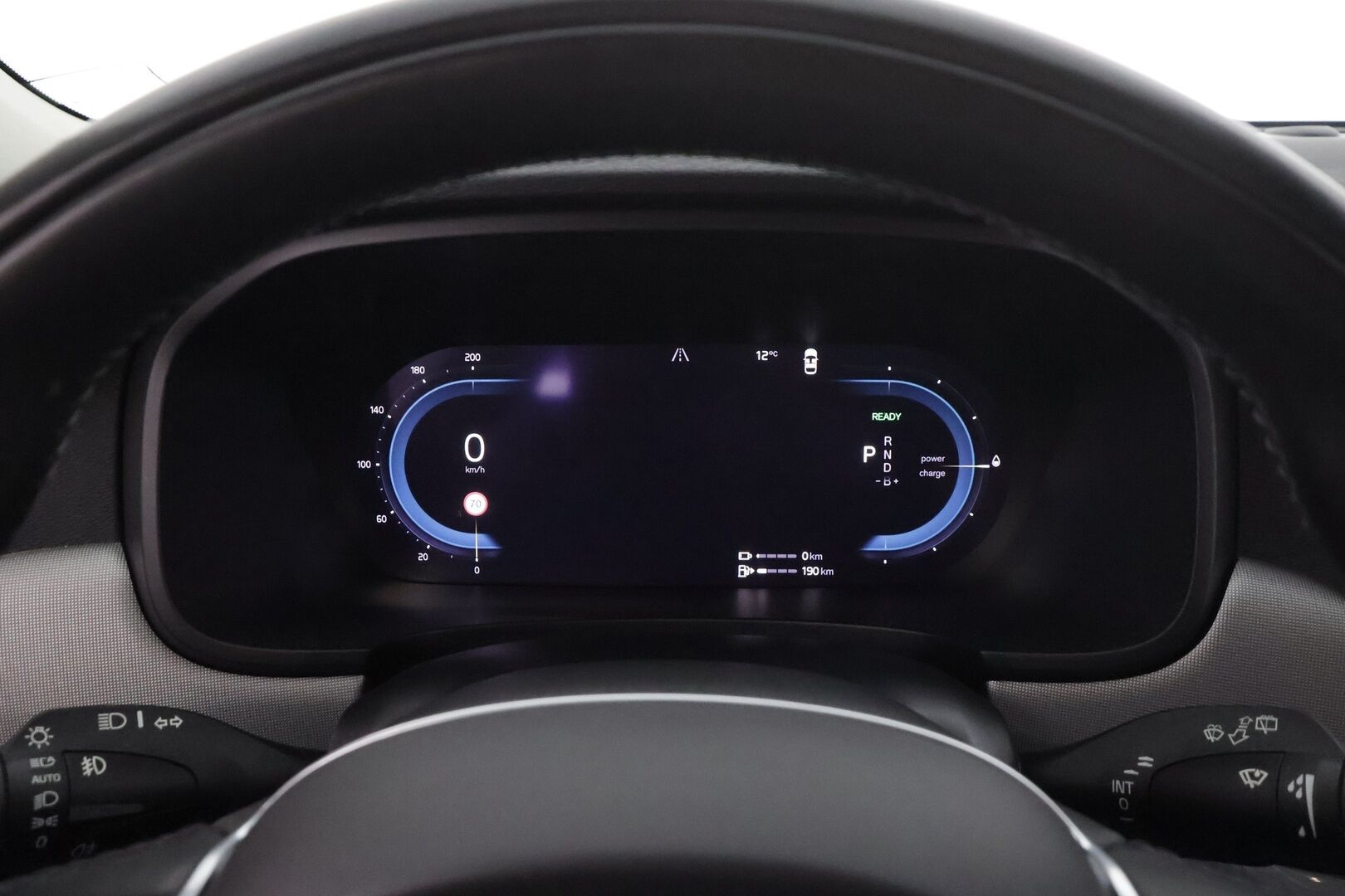 Volvo V90 2022 T6 Recharge TwE AWD Inscription Expression aut * Muistipenkit / Webasto / Adapt.Vakkari / Vetokoukku / 360-Kamera / - Akku kuntotarkastettu SoH 95% / Kahdet renkaat aluvanteilla / Merkkihuollettu / Facelift!