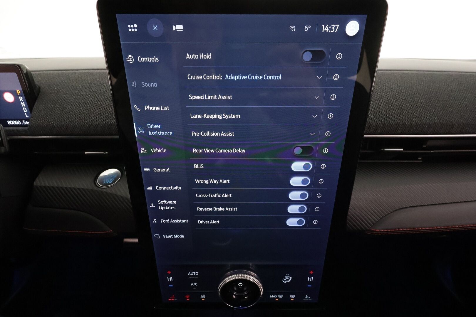 FORD MUSTANG MACH-E 2022 AWD 351 * B&O / ACC / LED / Muistipenkki / 360° / Kaistavahti / Navi / Keyless * - 2x Latauskaapelit 