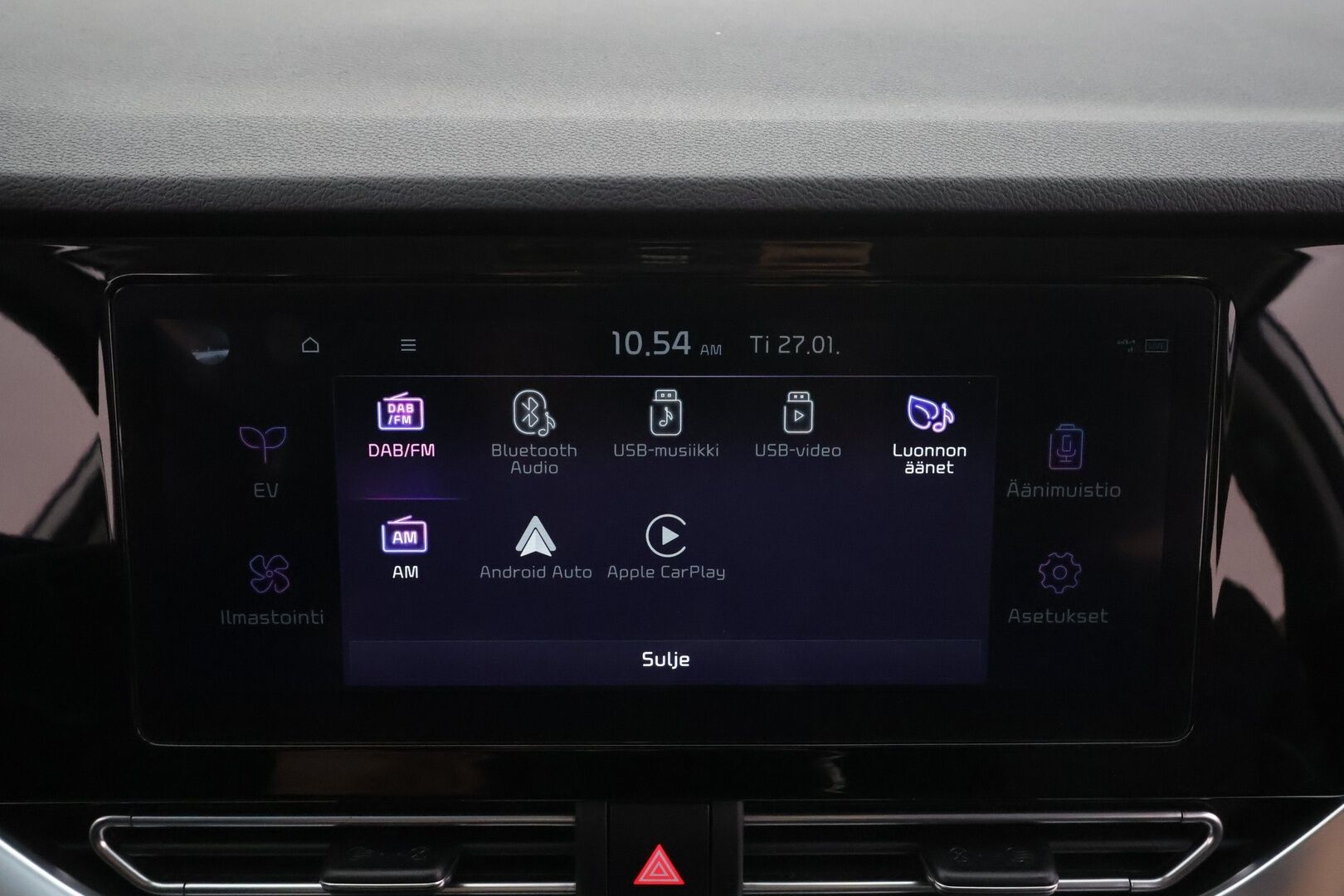 KIA NIRO 2022 64 kWh Spirit * ILP / Kamera / ACC / LED / JBL / Apple & Android / Keyless* - KATSO POIKKEUKSELLINEN HINTA! / Mekkihuollettu / SoH 97.9% / Puhdas CarVertical / ALV