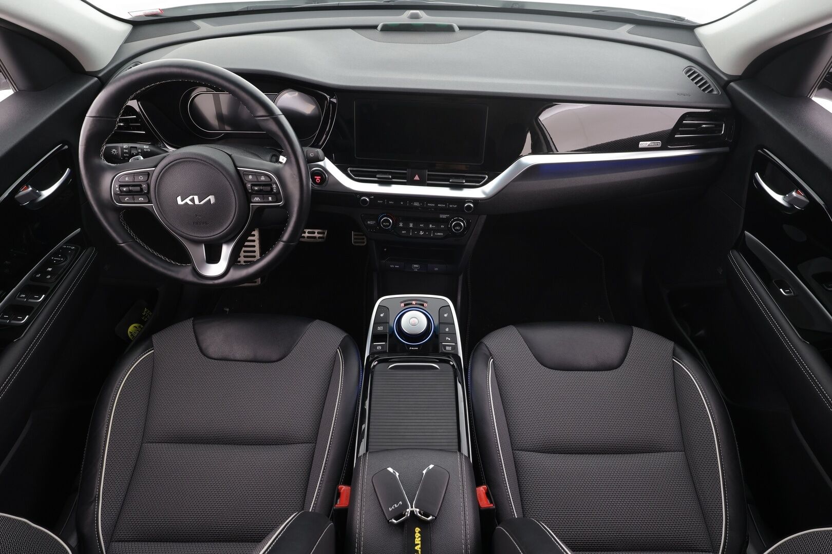 KIA NIRO 2022 64 kWh Spirit * ILP / P.kamera / SCC / LED / JBL / Apple & Android / Keyless*