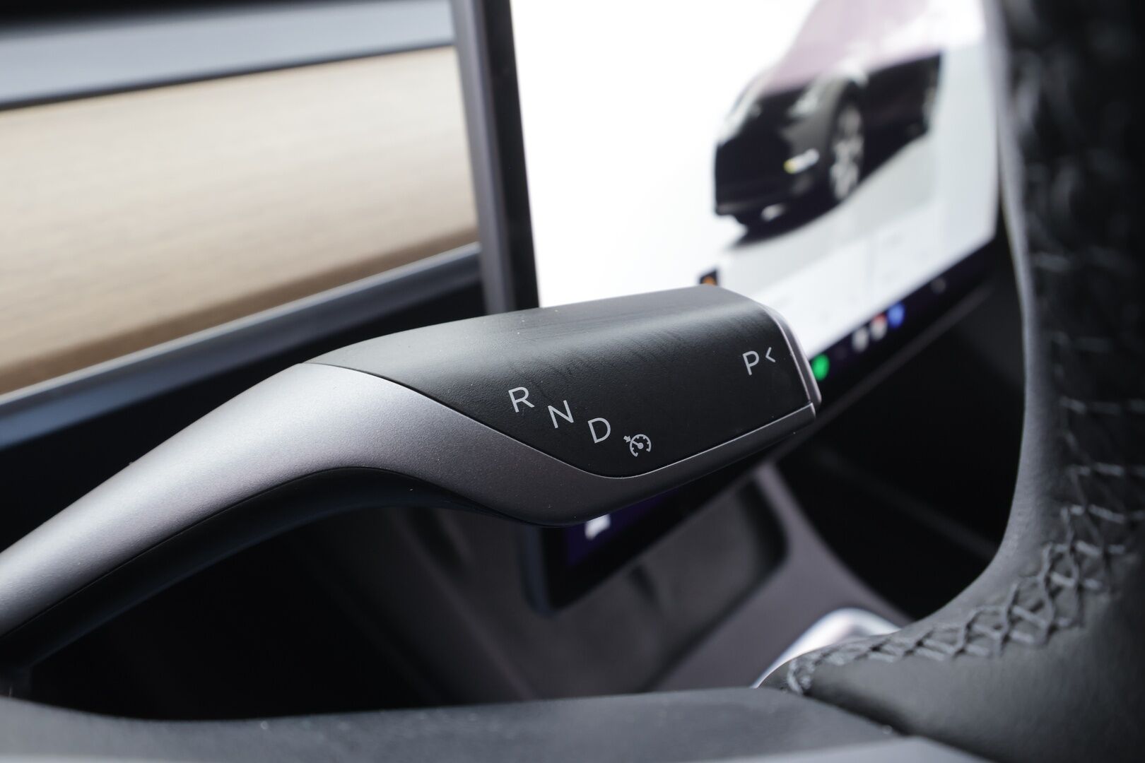 TESLA MODEL Y 2023 Long Range AWD * ILP / Lasikatto / ACC / Matrix-LED / P.kamera / Muistipenkki / Premium Audio * - 2x Latauskaapelit - HULLUT AVAJAISHULINAT KORKOTARJOUS 3,29 %