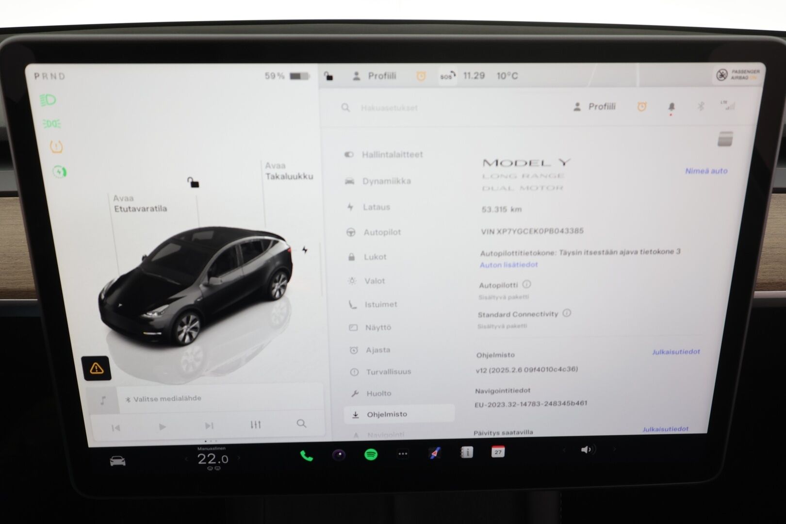 TESLA MODEL Y 2023 Long Range AWD * ILP / Lasikatto / ACC / Matrix-LED / P.kamera / Muistipenkki / Premium Audio * - 2x Latauskaapelit - HULLUT AVAJAISHULINAT KORKOTARJOUS 3,29 %