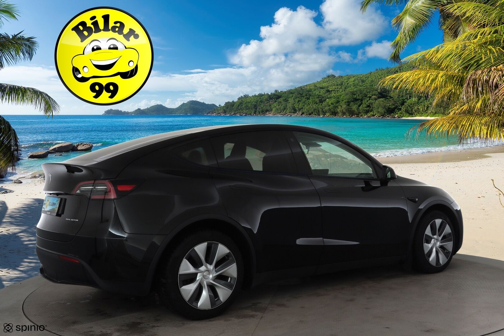 TESLA MODEL Y 2023 Long Range AWD * ILP / Lasikatto / ACC / Matrix-LED / P.kamera / Muistipenkki / Premium Audio * - 2x Latauskaapelit - HULLUT AVAJAISHULINAT KORKOTARJOUS 3,29 %