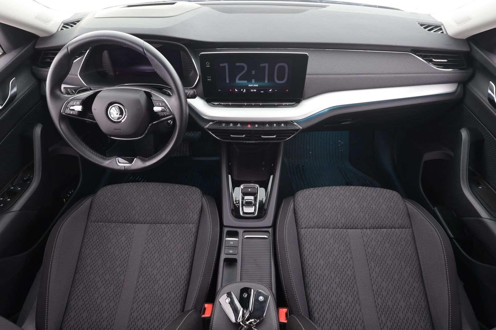 SKODA OCTAVIA 2023 Combi 1.4 TSI PHEV Style iV DSG Autom. * Webasto / Adapt.Vakkari / HUD / Crystal LED / Muistipenkit / Peruutuskamera / Apple&Android - Akku kuntotarkastettu / Merkkihuollettu / Koti & Kauppalaturi / Kahdet renkaat