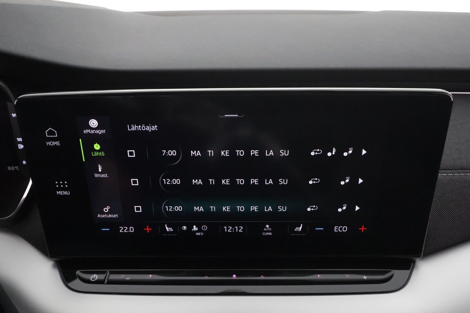 SKODA OCTAVIA 2023 Combi 1.4 TSI PHEV Style iV DSG Autom. * Webasto / Adapt.Vakkari / HUD / Crystal LED / Muistipenkit / Peruutuskamera / Apple&Android - Akku kuntotarkastettu / Merkkihuollettu / Koti & Kauppalaturi / Kahdet renkaat