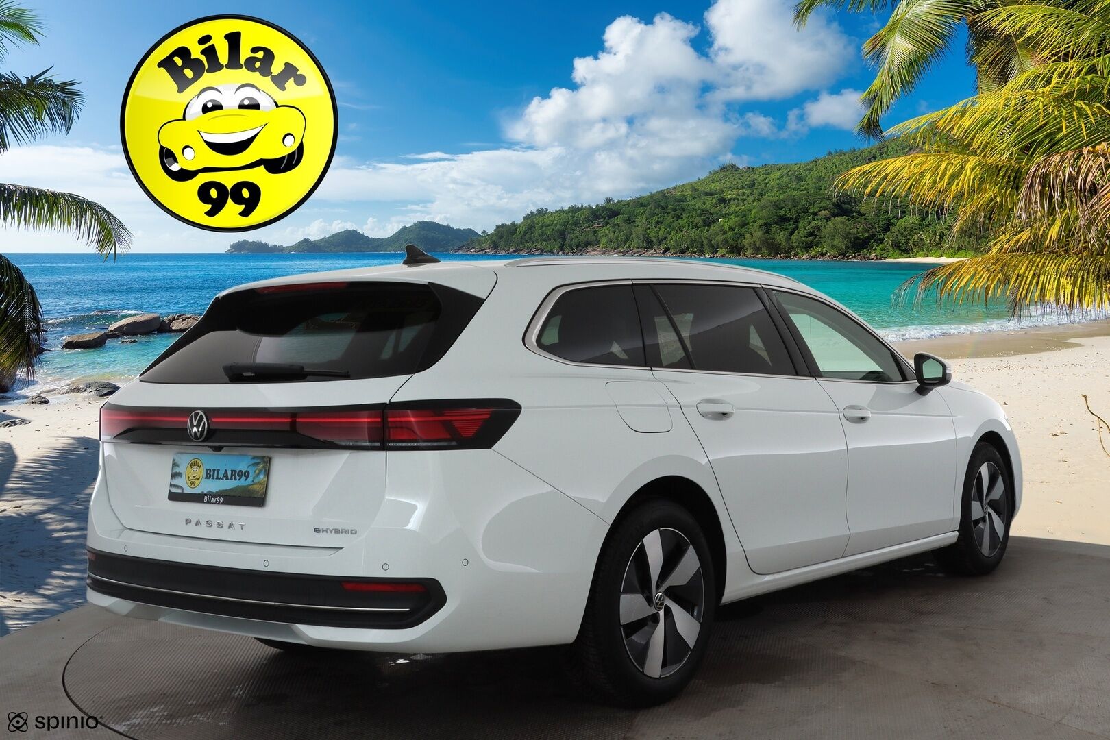 VOLKSWAGEN PASSAT 2025 Business 1.5 TSi eHybrid 110kW DSG * Koukku / ACC / LED / P.Kamera / Hierovat Sportpenkit / Navi * - 2x Latauskaapelit / Kahdet renkaat 