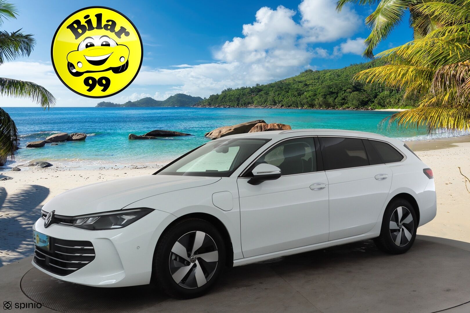 VOLKSWAGEN PASSAT 2025 Variant Elegance Business eHybrid 150 kW DSG-automaatti * Lisälämmitin / Adapt.Vakkari / Vetokoukku / Peruutuskamera / Hieronta / Navi - Akku kuntotarkastettu / 2x Latauskaapelit / Kahdet renkaat / Nahka-Alcantara