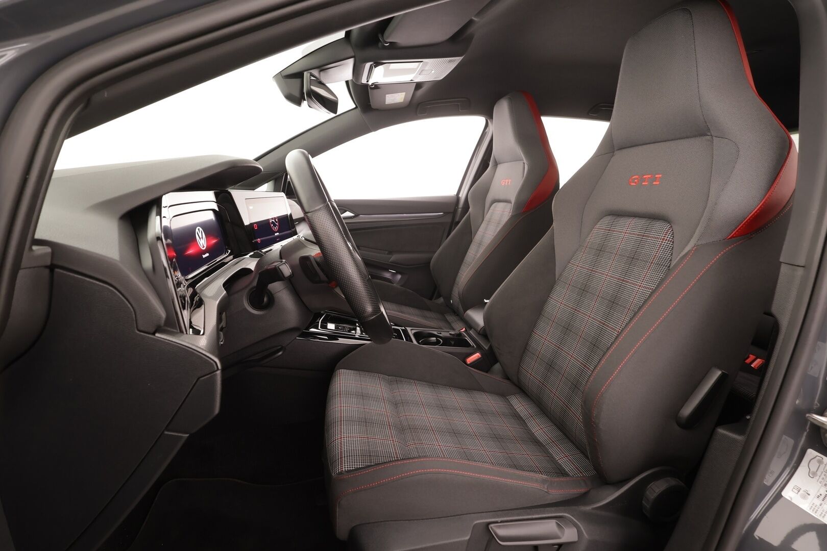 VOLKSWAGEN GOLF 2023 GTi 180 kW DSG * ACC / IQ LED / P.kamera / Sporttipenkit / Apple & Android * - 2x Vanteet / Merkkihuollot / 