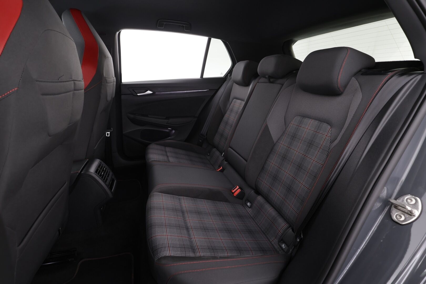 VOLKSWAGEN GOLF 2023 GTi 180 kW DSG * ACC / IQ LED / P.kamera / Sporttipenkit / Apple & Android * - 2x Vanteet / Merkkihuollot / 