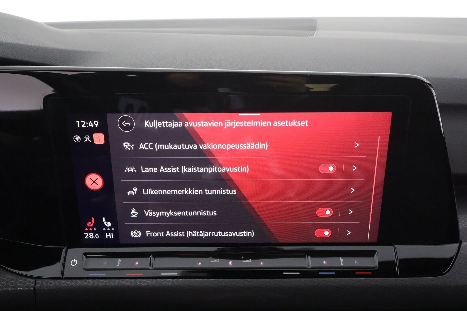 VOLKSWAGEN GOLF 2023 GTi 180 kW DSG * ACC / IQ LED / P.kamera / Sporttipenkit / Apple & Android * - Suomi-auto / Merkkihuollettu / Kahdet renkaat