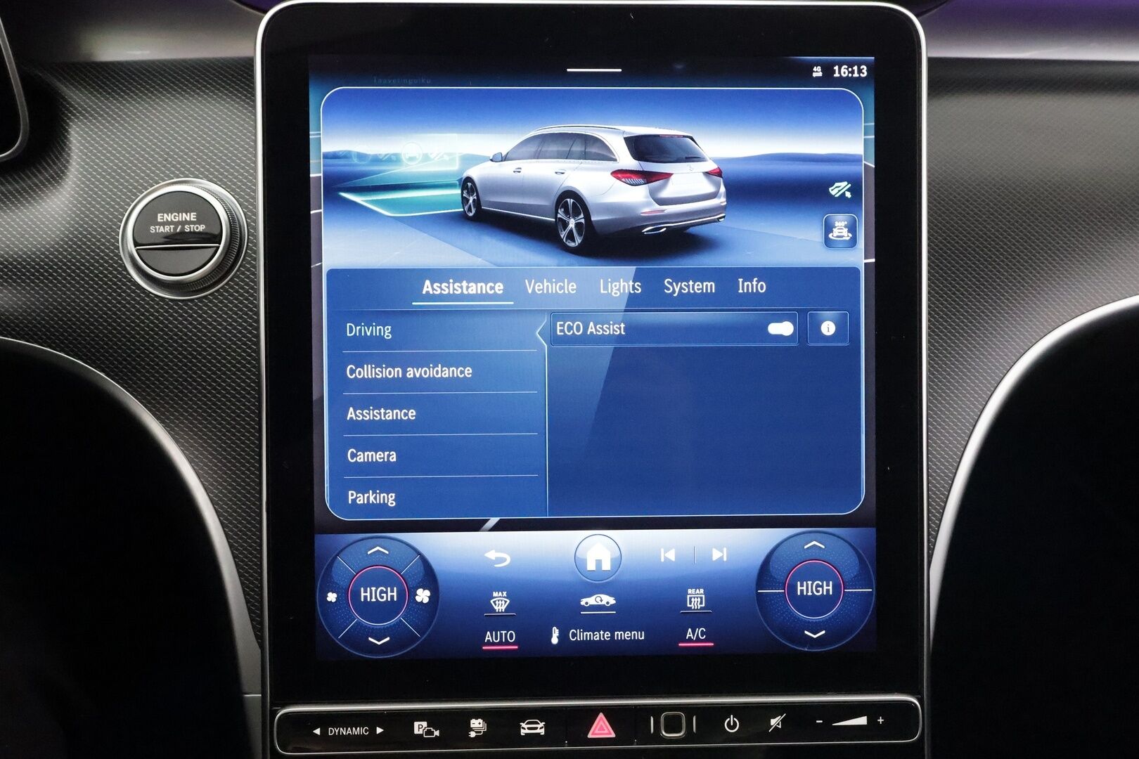 MERCEDES-BENZ C 2023 300 de 4Matic * Distronic Pro / P.kamera / Koukku / LED / Navi / Puolinahat / Sähköluukku * - Kahdet renkaat aluvanteilla