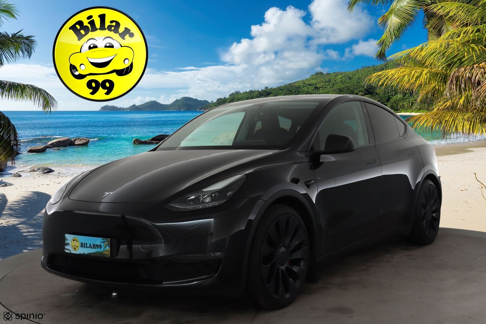 TESLA MODEL Y 2023 Performance * Koukku / ILP / ACC / Lasikatto / Premium Audio / P.Kamera / Matrix-LED / Muistipenkki / Kaistavahti * - 2x Latauskaapelit / Kahdet renkaat aluvanteilla