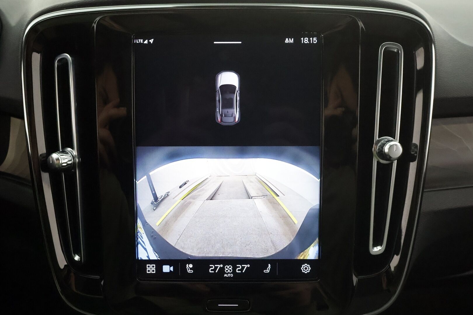 Volvo C40 2023 Recharge Twin Ultimate * ACC / 360° / H&K / Koukku / ILP / Pixel LED / Lasikatto / Muistipenkki / KeylessGo / BLIS * - Akku kuntotarkastettu / Merkkihuollettu / Huippu varusteet / Alv